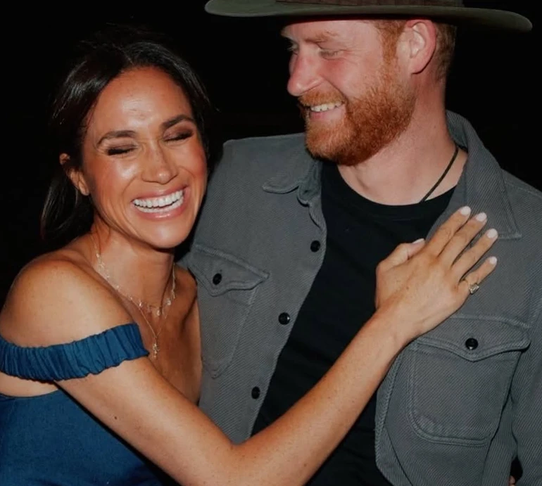 Ніжність та кекси: Меган Маркл показалася в обіймах принца Гаррі та згадала їхнє друге побачення