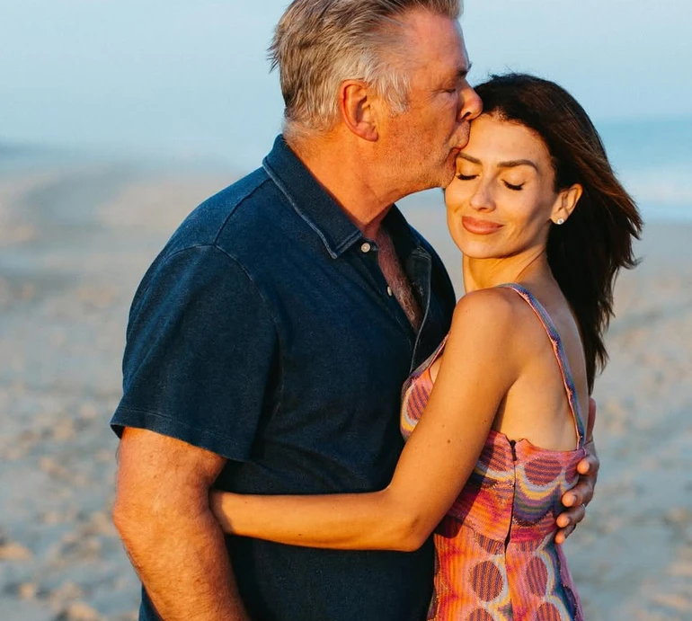 Нам вдалося: Алек і Хіларія Болдуїни показали сімейний портрет з 7 дітьми