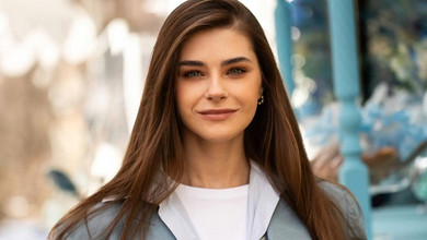 Дружина Остапчука у прозорій білизні зазнімкувала струнку фігуру через 5 місяців після пологів. Фото