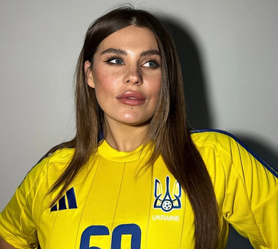 Як холодець просто: Заріцька про те, як худла без спорту, скільки кіло жме ногами і за що її сварить тренер