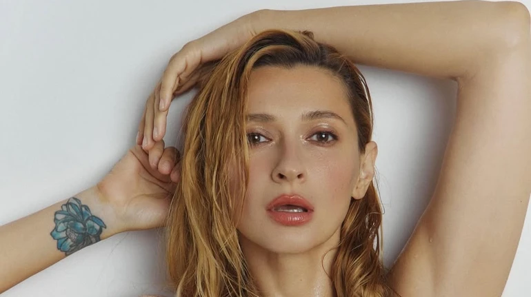 Треба спускатися з голови в серце: Tayanna про побачення після 40 і якого чоловіка хотіла би мати