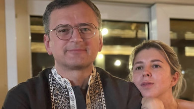 Мій краш та моє все: кохана Кулеби романтичним фото привітала його з 44-річчям