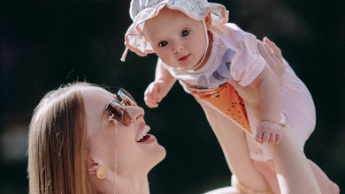 Сагайдачна потішила сонячними фото зі своєю солодкою доцею