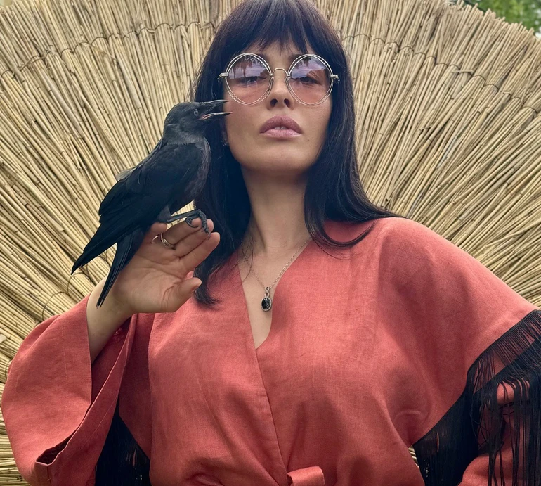 Астаф'єва у кімоно з торочками ефектно попозувала з новим співмешканцем