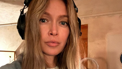 Брежнєва з нагоди 16-річчя доньки зняла з нею вірусне відео на відомий хіт