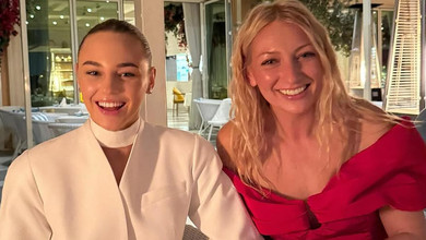 Білодід на святкових фото показалася з сестрою Мхітаряна, з яким їй приписують роман