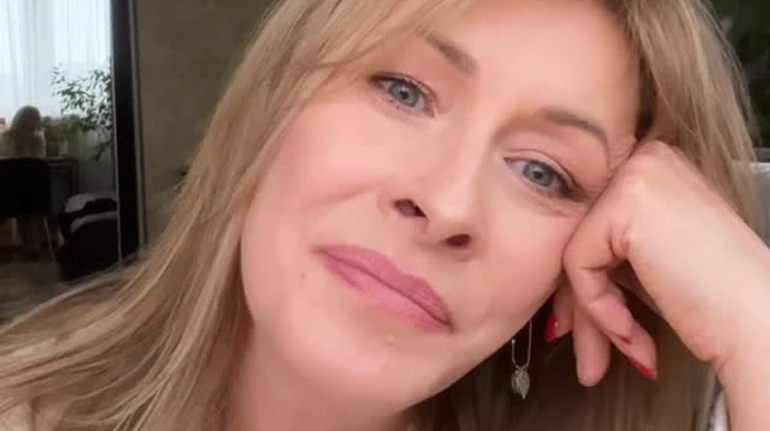 Розревілась: Кравець на тлі чуток про розлучення зворушила несподіваним вчинком свого чоловіка. Відео