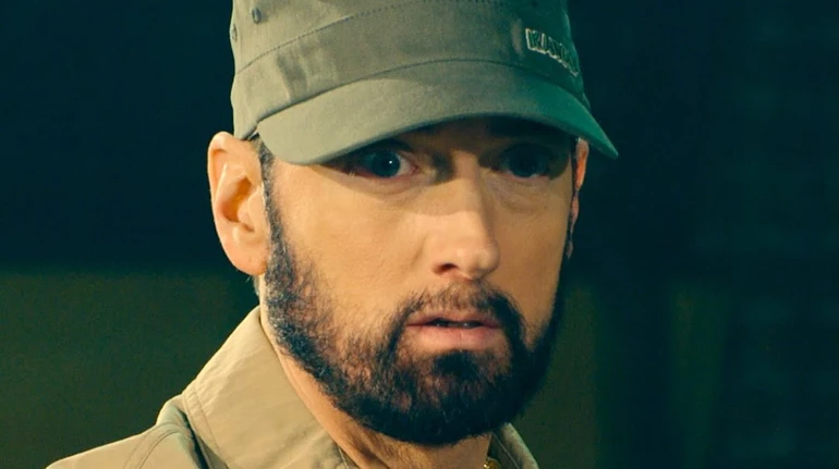 Прийомна дочка Емінема стала мамою вперше та показала дитину