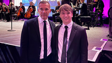 Обидва в краватках: Шевченко з сином у ділових луках зазнімкувалися в ООН. Фото