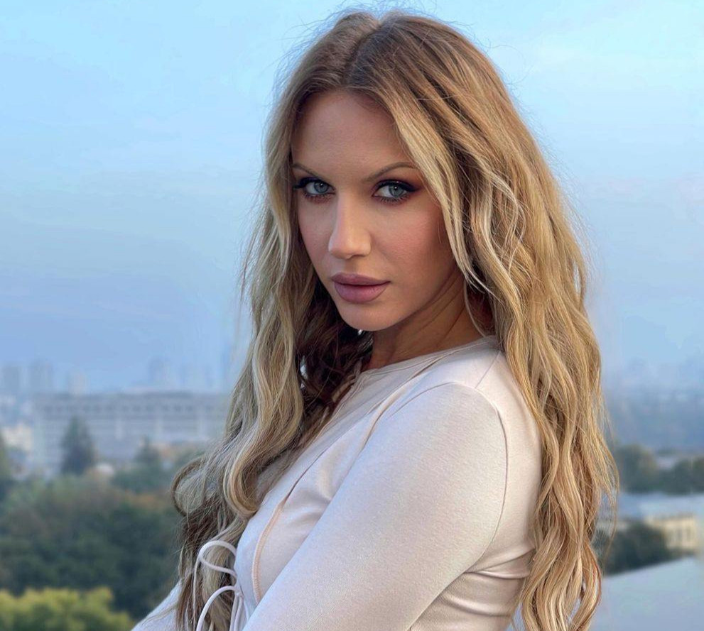 Цілий хітпарад: Нікітюк відреагувала на пісюни в своєму діректі та дала пораду чоловікам