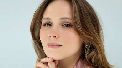 Кошмал із сином показали, як готувати веганські вафлі на банановому молоці