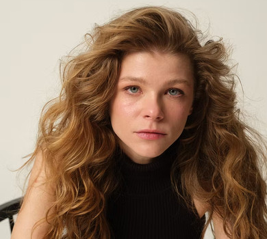 Акторський з третьої спроби, депресія і коханий у війську: цікаве про зірку Тихої Нави Анастасію Пустовіт