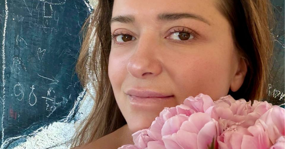 Могилевська без макіяжу похвалилася сюрпризом від доньок з нагоди 8 березня. Відео