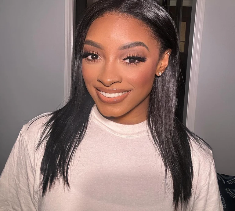 Кумедна історія: 27-річна олімпійська чемпіонка Сімона Байлз розповіла, як вперше і востаннє колола ботокс