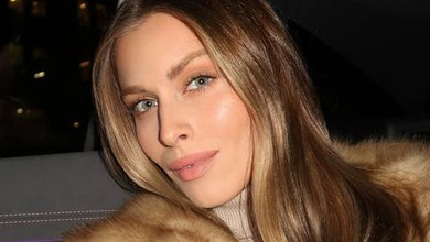 Ротару чорно-білим фото привітала онуку з 24-річчям, а та показала свій святковий ранок в Японії