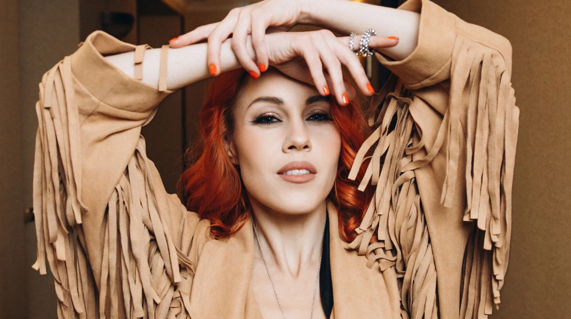 Нове та Найкраще: Олена Тополя вирушає у великий сольний концертний тур Україною