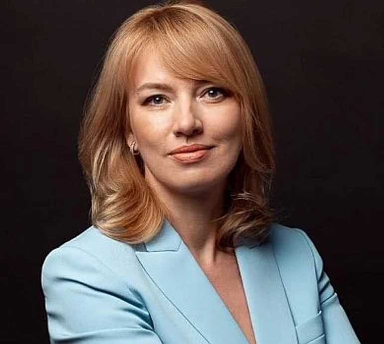 Голова Слуги народу Шуляк розказала, які дві освіти здобуває донька в Україні та за кордоном