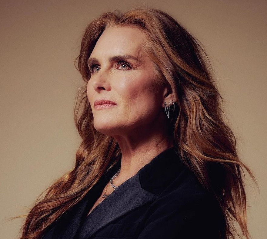 Люблю їжу, алкоголь і життя: Брук Шилдс у глянці заявила, що більш не гнатиметься за юністю