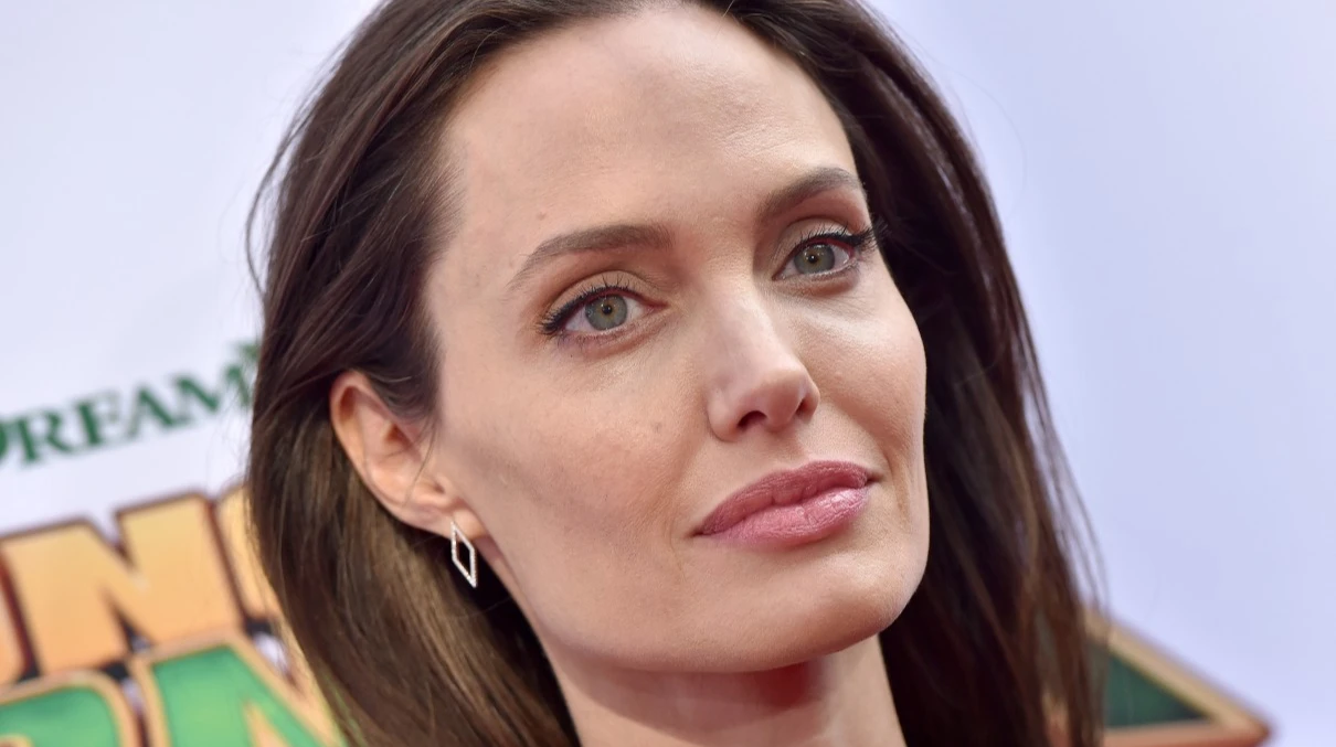 Це вибір, який я зробила: Джолі пояснила, як ставиться до шрамів від операцій на своєму тілі