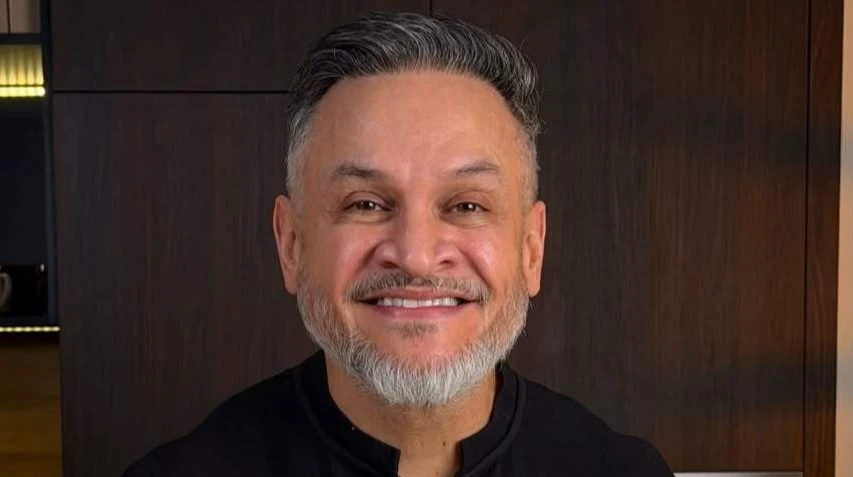 Не звична шуба: Ектор дав рецепт простого і корисного салату з оселедцем