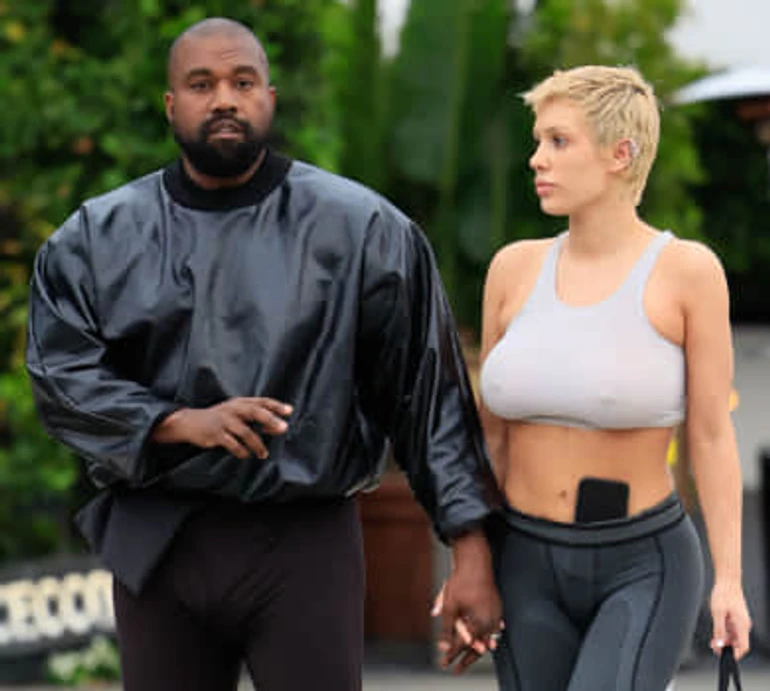 Нам це сміття не треба: італійці обурилися несмаком та вульгарним стилем жінки Каньє Веста