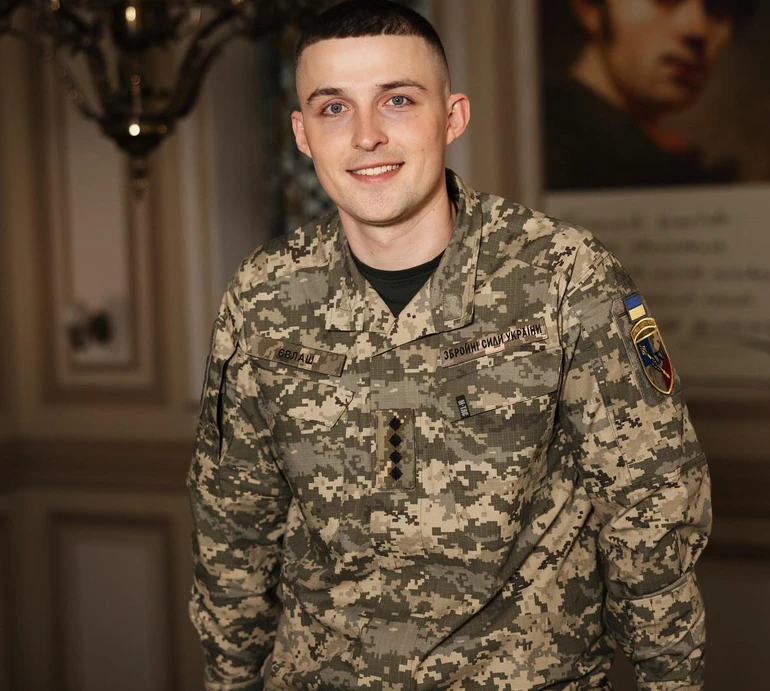 Фанат спорту та коханої дружини: що відомо про новоспеченого 27-річного речника Повітряних сил