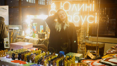 БФ Юлині бабусі збиратиме бабусині фрази для мерчу, що рятує стареньких — як долучитися