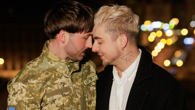 Я сказав так: Melovin оголосив про заручини з парамедиком ЗСУ. Фото