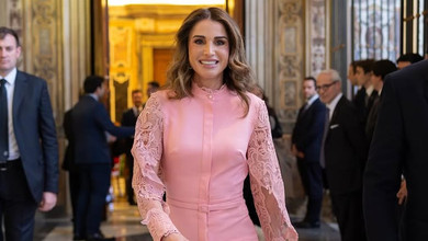 Королева Ранія показалася на сімейному фото з дочкою, зятем та 1-річною онукою