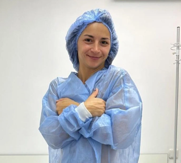 З Ілонкою все добре: Гвоздьова показалася після операції зі збільшення грудей