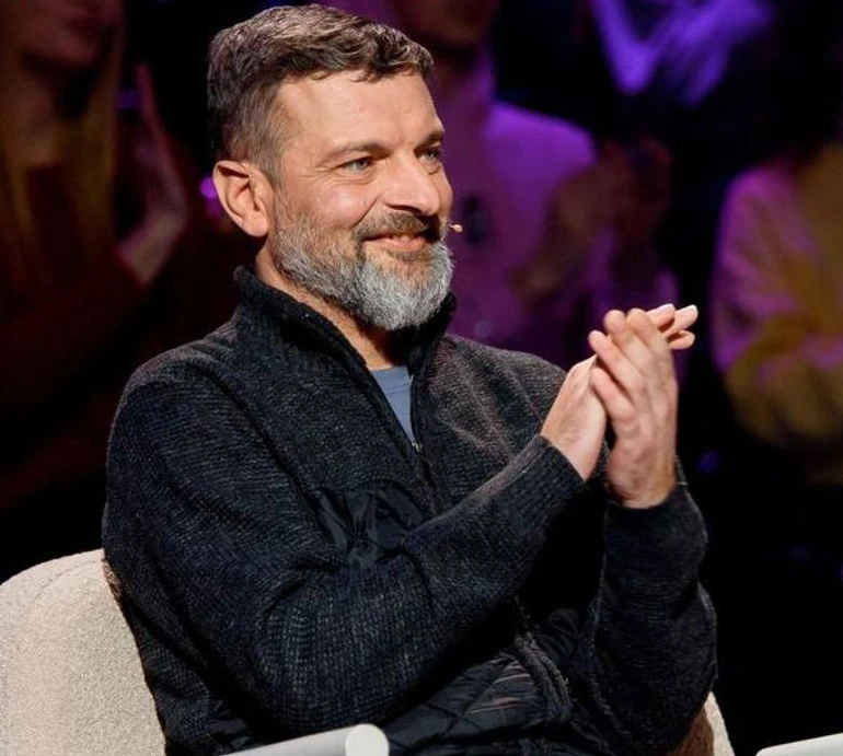 Оборонець Маріуполя Діанов оголосив, що розлучився та готовий до нових стосунків