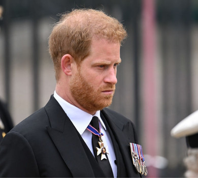 Без Меган: принц Гаррі після звістки про рак короля Чарльза зазбирався до Британії