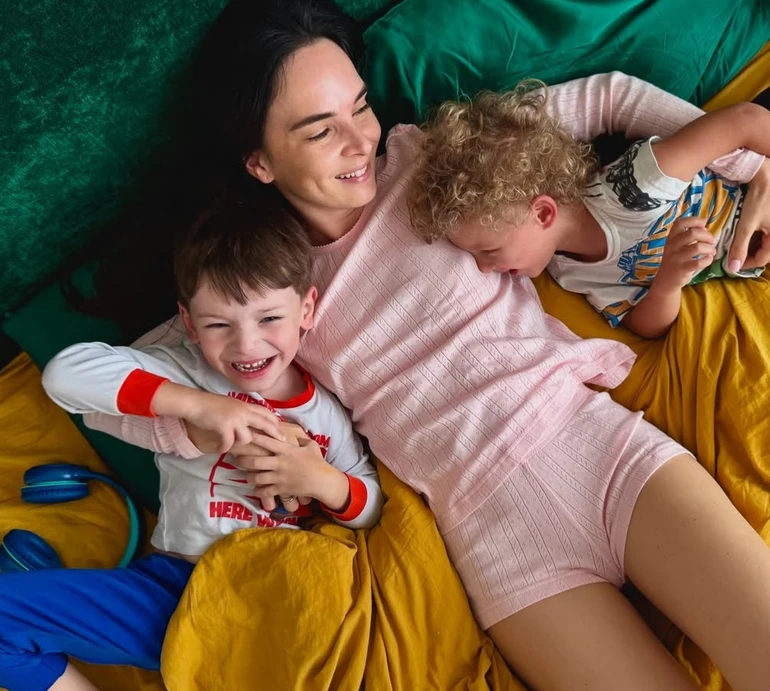 Хроніки нашого укриття: Мірошниченко розчулила вчинком 3-річного Марселя під час обстрілу Києва