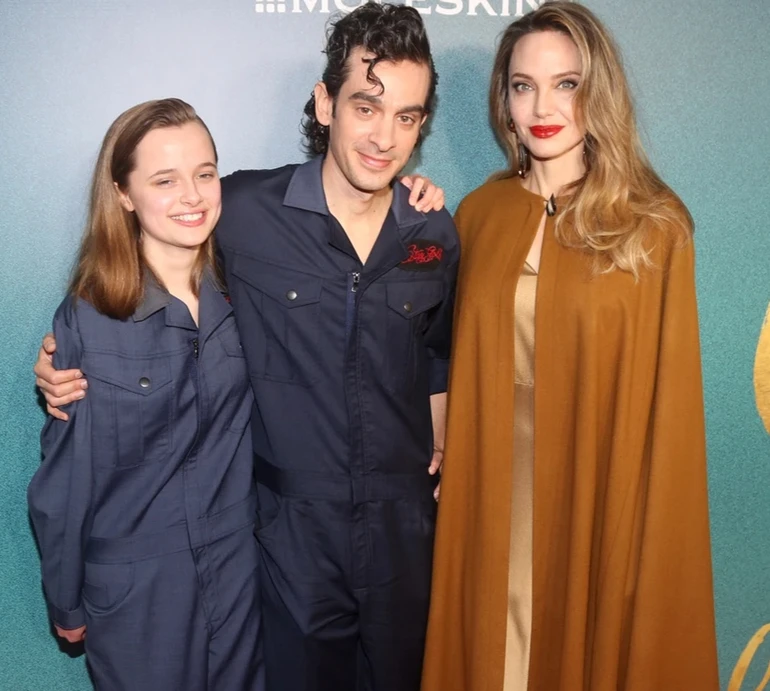 Молодша дочка Джолі й Пітта відмовилася від прізвища батька – ЗМІ