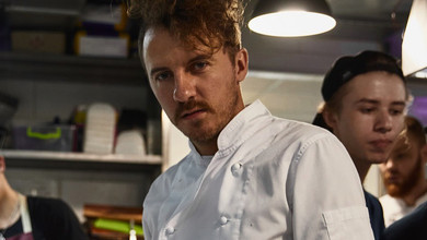 Клопотенко у вишиванці приготував на камеру різдвяний карачун. Відеорецепт