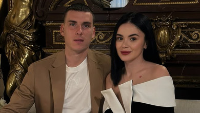 Лунін із дружиною в однаковому денімі попозували на іспанських вулицях. Фото