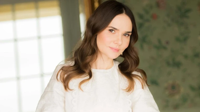 Кастинг у ВІА Гру і невдала процедура краси: цікаве про зірку Всі відтінки спокуси Олену Лавренюк