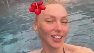 Гроші заробляю своєю горлодранкою: Полякова з дочкою і зятем показалася в басейні на розкішній віллі в Буковелі