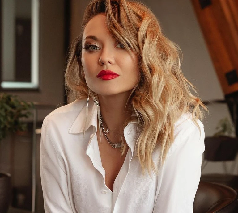 Робить мені боляче: Саліванчук розповіла, чи спілкується з колишнім, та якого чоловіка хоче бачити біля себе