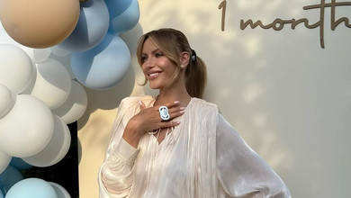 Нікітюк похвалилася струнким тілом на селфі перед дзеркалом