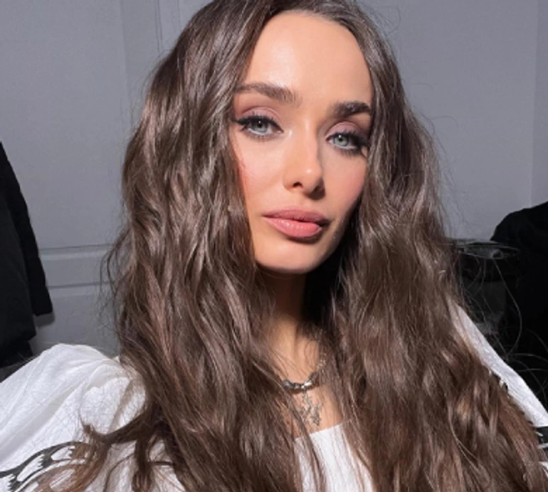 Очі татові, посмішка мамина: Мішина показалася з обома батьками в Ізраїлі