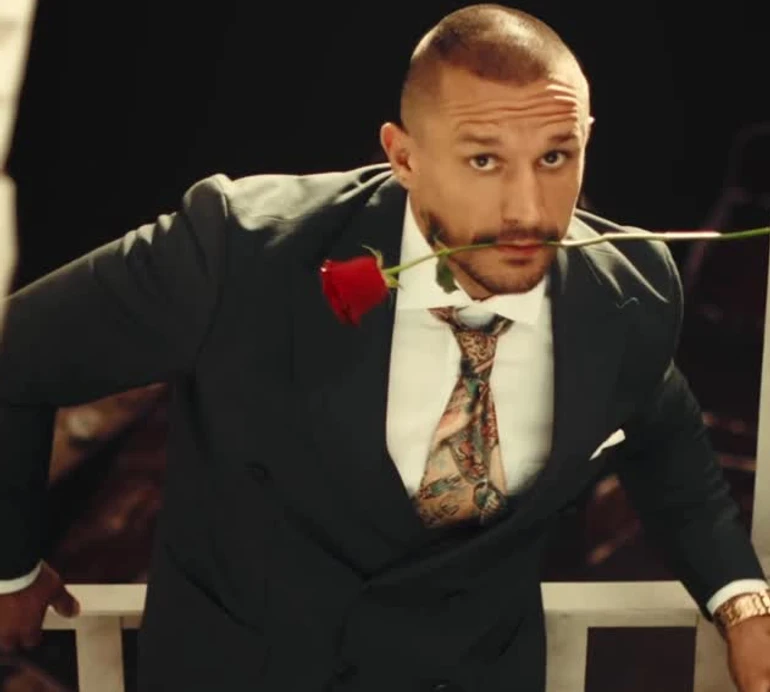 Знайомство до шоу, робочі справи та загибель колег: чому кілька учасниць пішли з Холостяка на першій церемонії троянд