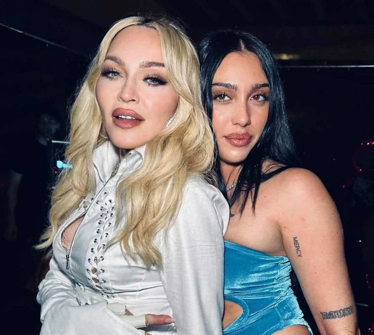 Королева та левиця: Мадонна та її екс привітали з 28-річчям свою спільну доньку