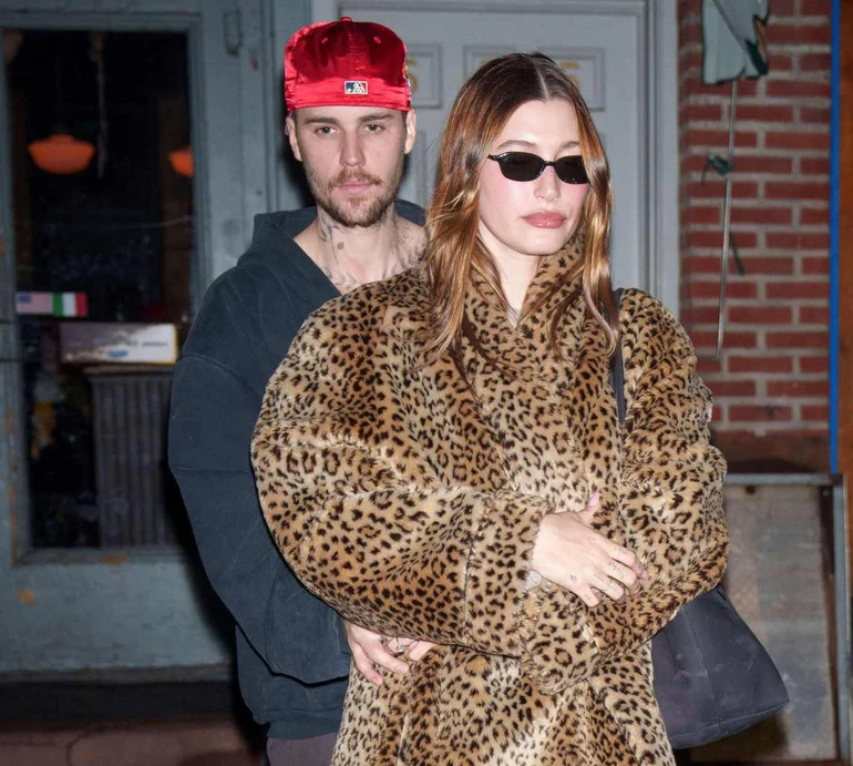 Не спить, майже не їсть: інсайдер на тлі занепокоєння фанів розказав, що відбувається з Бібером