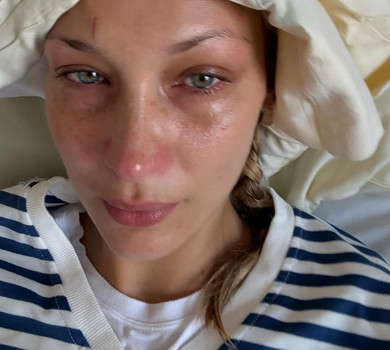 Хвороба повернулася: Белла Хадід опинилася в лікарні та показала чесні фото себе у розпачі