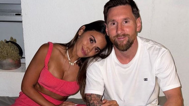 Старенький Буркотуне: дружина Мессі привітала його з 38-річчям сімейними і романтичними фото