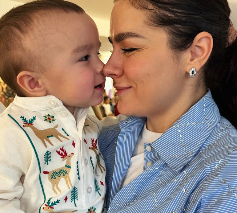 Завітав у справжню казку: Онуфрійчук показала милі фото з зустрічі синочка зі Святим Миколаєм