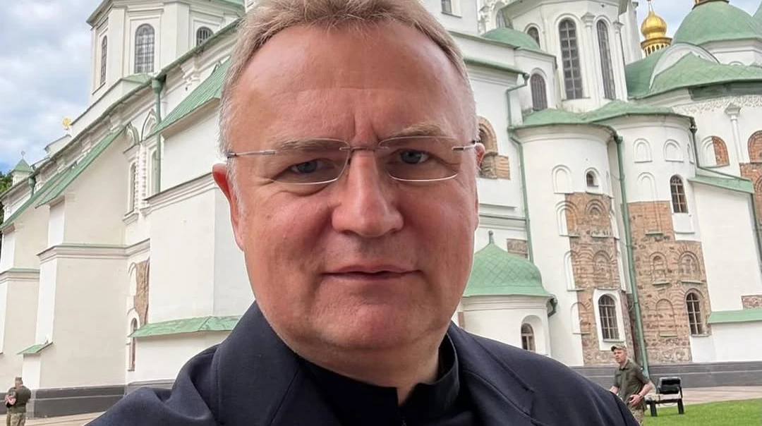 Щоб не зійти з розуму: Садовий із наймолодшим сином показали свій спосіб перезавантаження