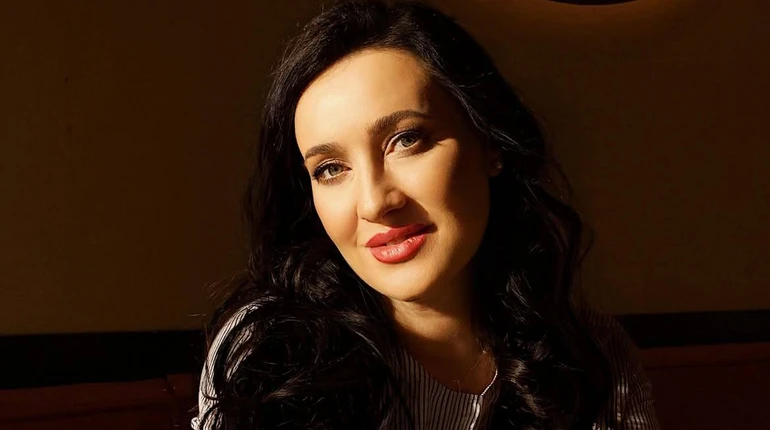 Знайомимося з цим новим життям: Вітвіцька поділилася враженнями від свого материнства