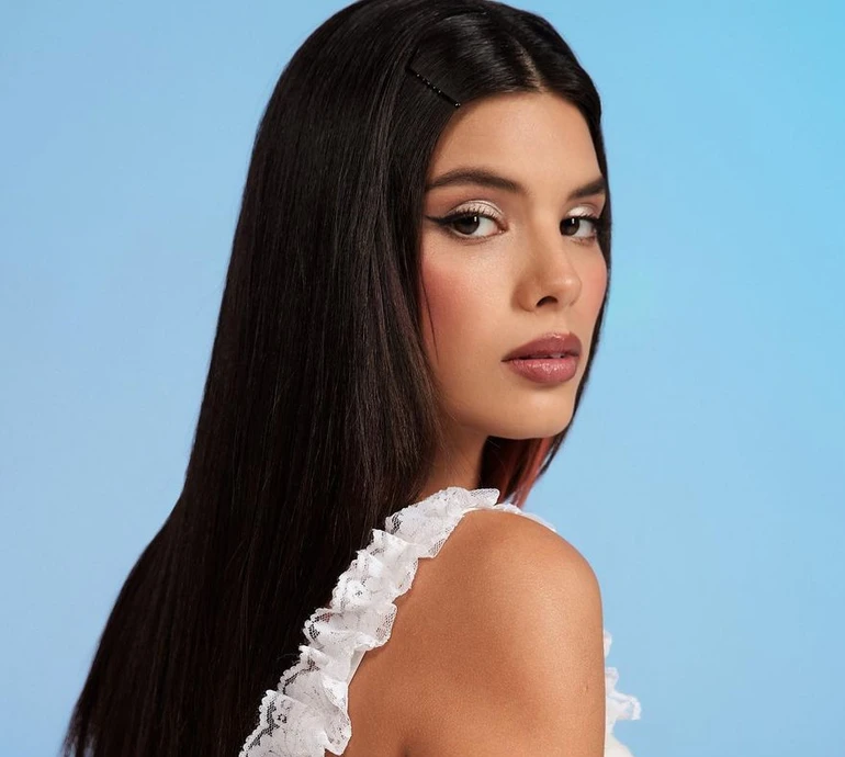 Іноді так буває: Андраде розповіла, чи спілкується зі своїм експродюсером Потапом